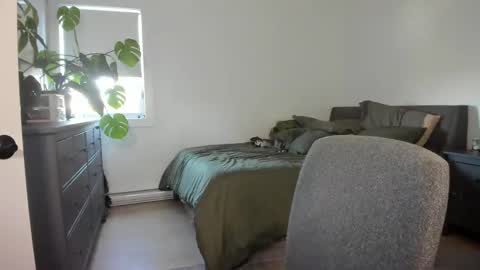 Astrid Luxe online show from 10.10.25