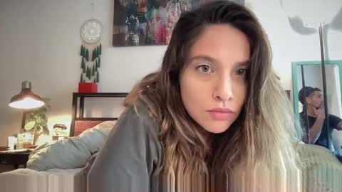 Snapshot of astro_n_tatiana chatting on 11.17.25 astro_n_tatiana online show from 11.17.25