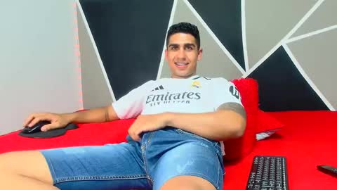 Astrom model independent online show from 02.09.25