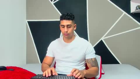 Astrom model independent online show from 02.12.25