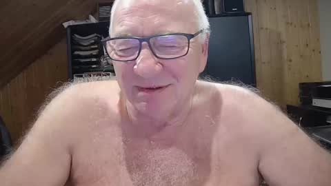 asusandy online show from 11.16.25