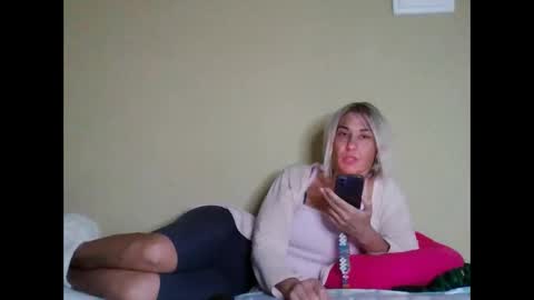 AsyaLu online show from 09.30.25