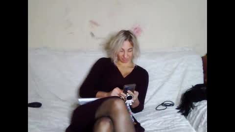 AsyaLu online show from 10.18.25