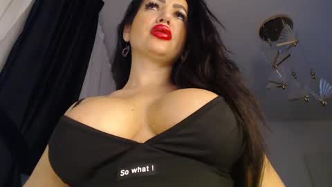 Snapshot of asyax chatting on 02.27.25 Assya online show from 02.27.25