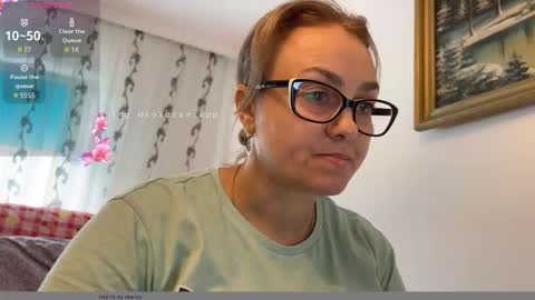 Snapshot of atanasiaxxx chatting on 10.29.25 Atanasia online show from 10.29.25