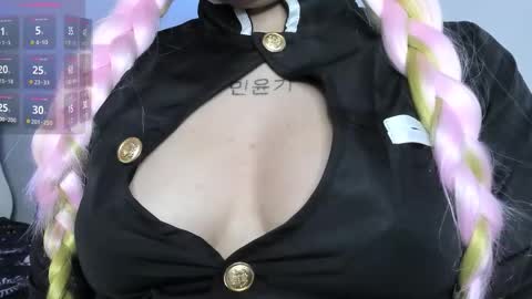 Athena online show from 10.08.25