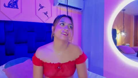 Snapshot of atenea_cute21 chatting on 01.30.25 Athenea online show from 01.30.25