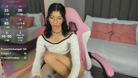 Atenea online show from 12.06.24