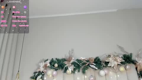 ATENEA ROBERTS Sofia online show from 12.17.24