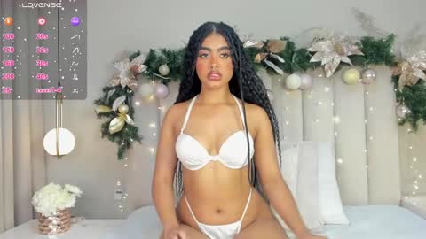 ATENEA ROBERTS Sofia online show from 12.21.24
