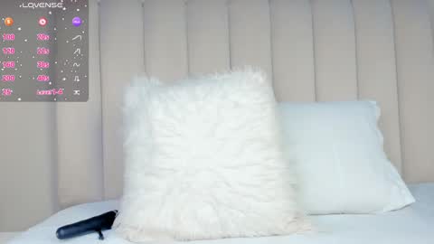 ATENEA ROBERTS Sofia online show from 01.29.25