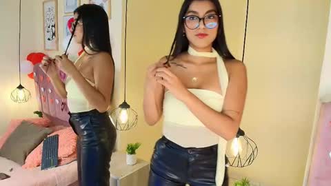 ateneaaa_ online show from 02.18.26