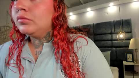 Snapshot of atennea_diiossa chatting on 10.21.25 Atennea Diiossa online show from 10.21.25