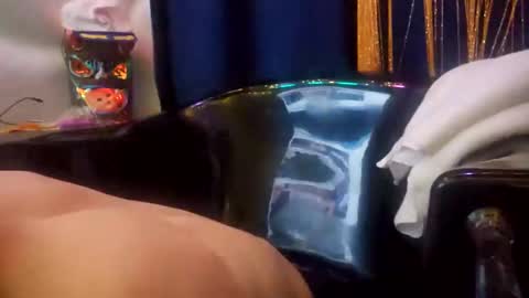 Snapshot of athandrew chatting on 01.23.25 jonnyandrew online show from 01.23.25