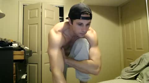 Snapshot of athleteguy55555 chatting on 03.03.25 tommycb55555 online show from 03.03.25