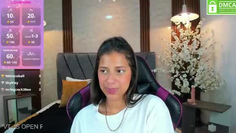 Atiena online show from 04.18.26