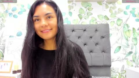 Snapshot of atilana_diaz chatting on 02.18.25 Atilana Diaz online show from 02.18.25