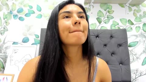 Snapshot of atilana_diaz chatting on 03.05.25 Atilana Diaz online show from 03.05.25