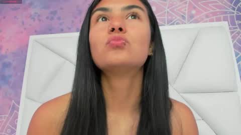 Snapshot of atilana_diaz chatting on 09.09.25 Atilana Diaz online show from 09.09.25