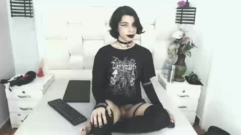 Snapshot of atley_dolly_ chatting on 09.16.25 ATLEY online show from 09.16.25