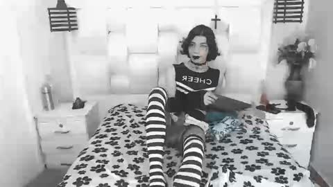 Snapshot of atley_dolly_ chatting on 09.23.25 ATLEY online show from 09.23.25