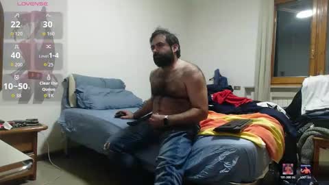 Snapshot of attila85 chatting on 05.16.26 Bleakw85 online show from 05.16.26