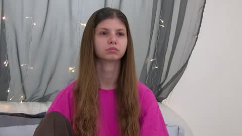 Audrey online show from 11.04.25