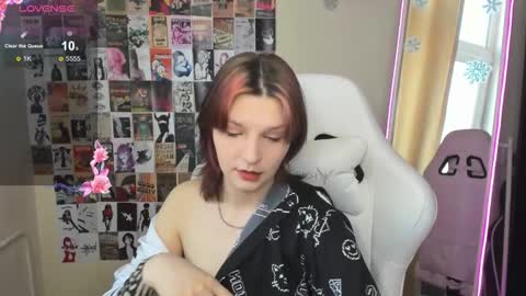 Snapshot of audreyykim chatting on 01.18.26 Audrey online show from 01.18.26