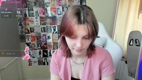 Snapshot of audreyykim chatting on 02.13.26 Audrey online show from 02.13.26