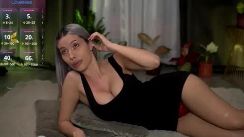 Isabella online show from 03.23.26