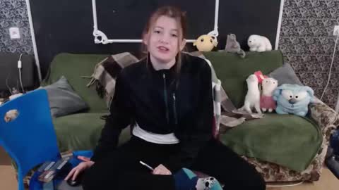 Snapshot of audrieplaza chatting on 10.19.25 Verona nika online show from 10.19.25