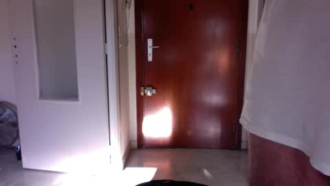 Snapshot of auguste688483 chatting on 01.08.26 auguste688483 online show from 01.08.26