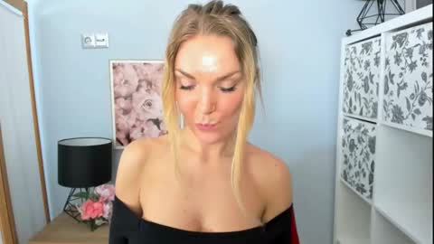 AulloraSensual online show from 02.24.25