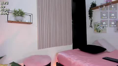 Snapshot of aura_moon chatting on 01.26.25 Hello I am Marcela follow me on my instagram aura moon11 online show from 01.26.25