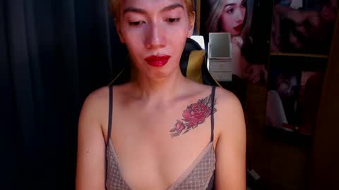 Miss awra online show from 01.11.25