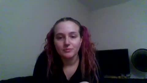 Snapshot of aurora2033 chatting on 10.22.25 aurora2033 online show from 10.22.25