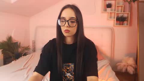 Aurora online show from 02.06.25