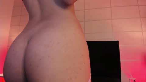 Aurora  online show from 10.30.25