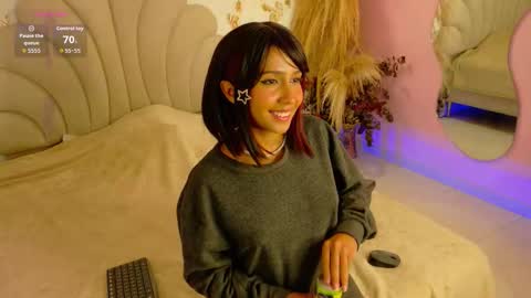 Snapshot of aurora_bloom_cr chatting on 03.01.26 AURORA online show from 03.01.26