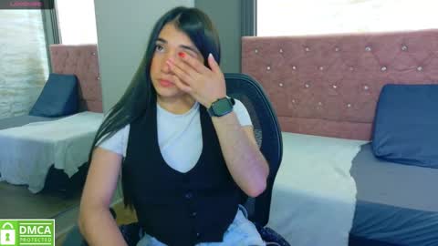 Aurora online show from 09.26.25