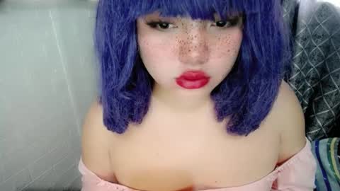 cute online show from 12.04.24