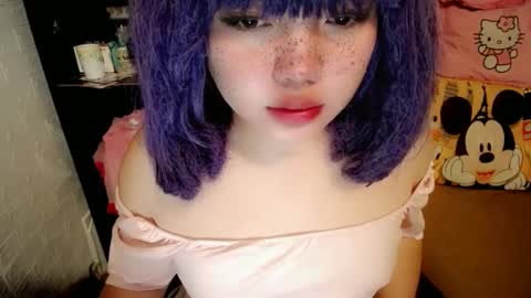 cute online show from 02.17.25