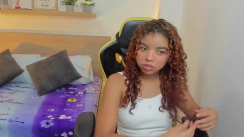 aurora_rodriguez online show from 01.23.25