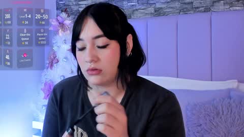 Snapshot of aurora_sweet2 chatting on 12.22.24 Madison online show from 12.22.24