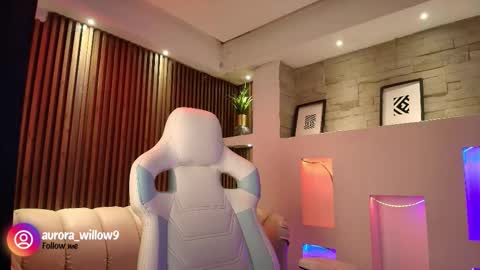 aurora_willow9 online show from 12.02.25