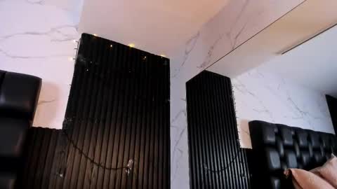 Aurora online show from 09.18.25