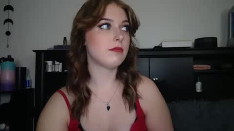 auroralightz1 online show from 11.14.25