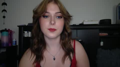 auroralightz1 online show from 11.16.25