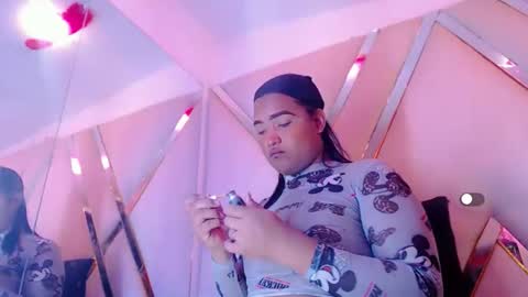 Aurora online show from 10.16.25