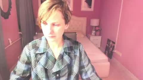 Aurora online show from 03.09.25